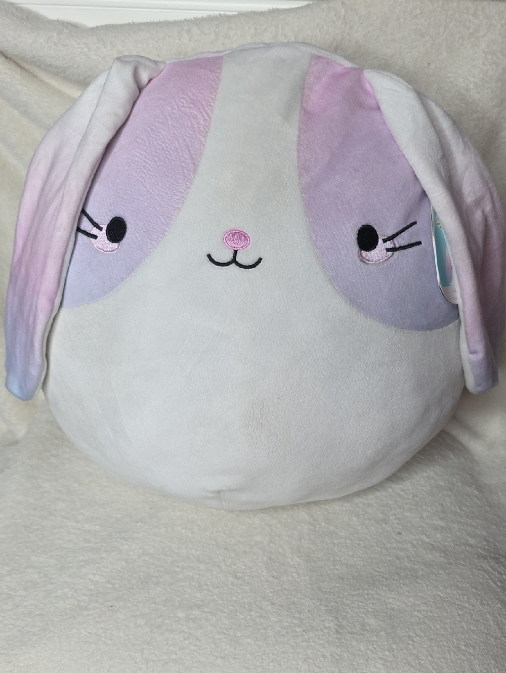 12" Lavada the Bunny ombre Squishmallow exclusive to Claire's 2021